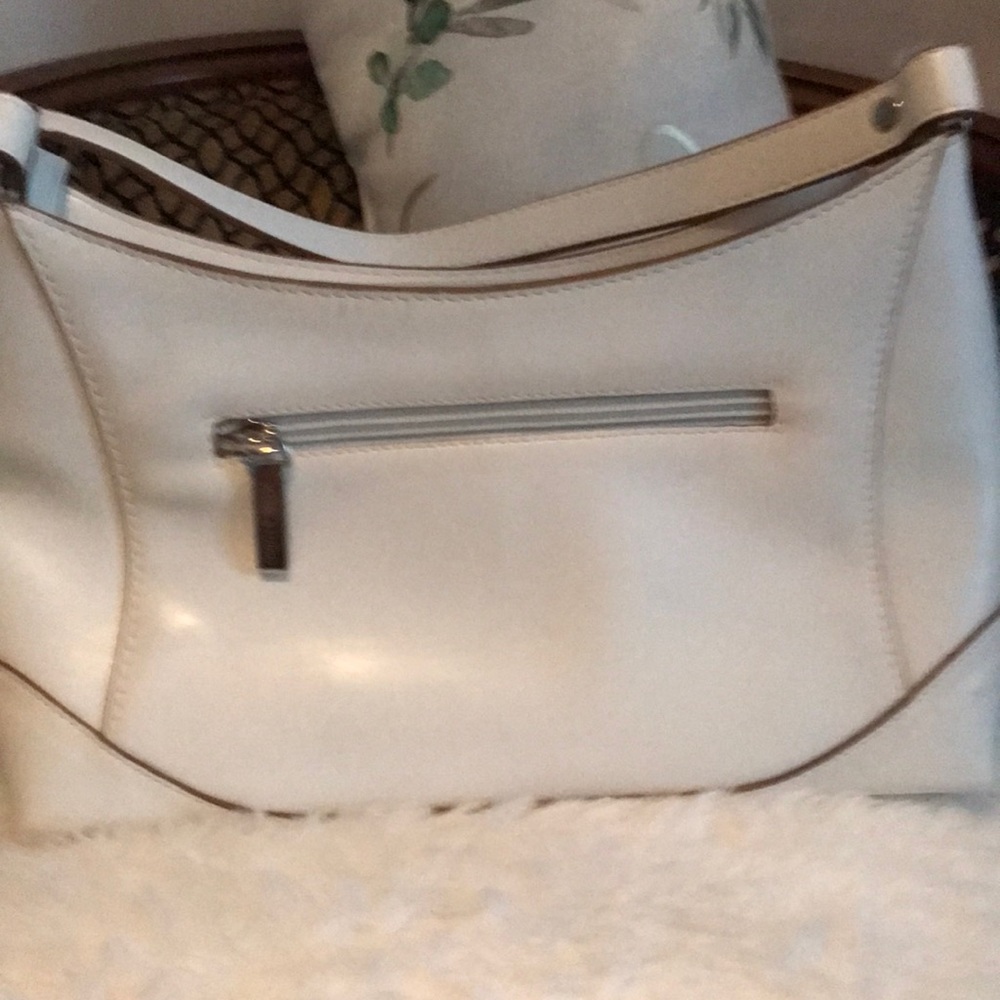 Great condition KGB white bag